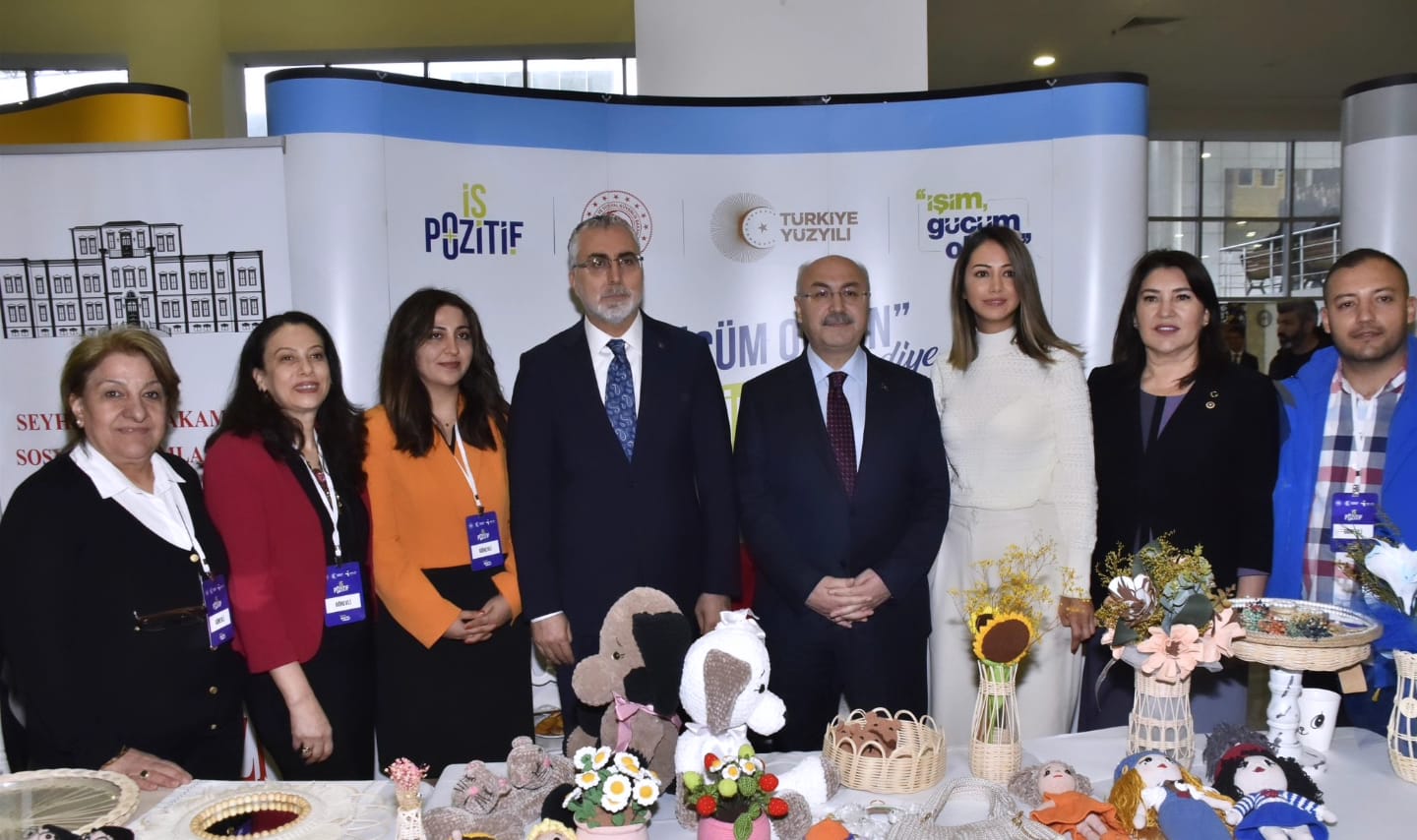 Milli Müdaafadan Milli Kalkınmaya  Türkiye Yüzyılı’nın Kadınları Kadın İstihdam Sistemi İş-Pozitif Tanıtım Programı İstihdam Fuarı