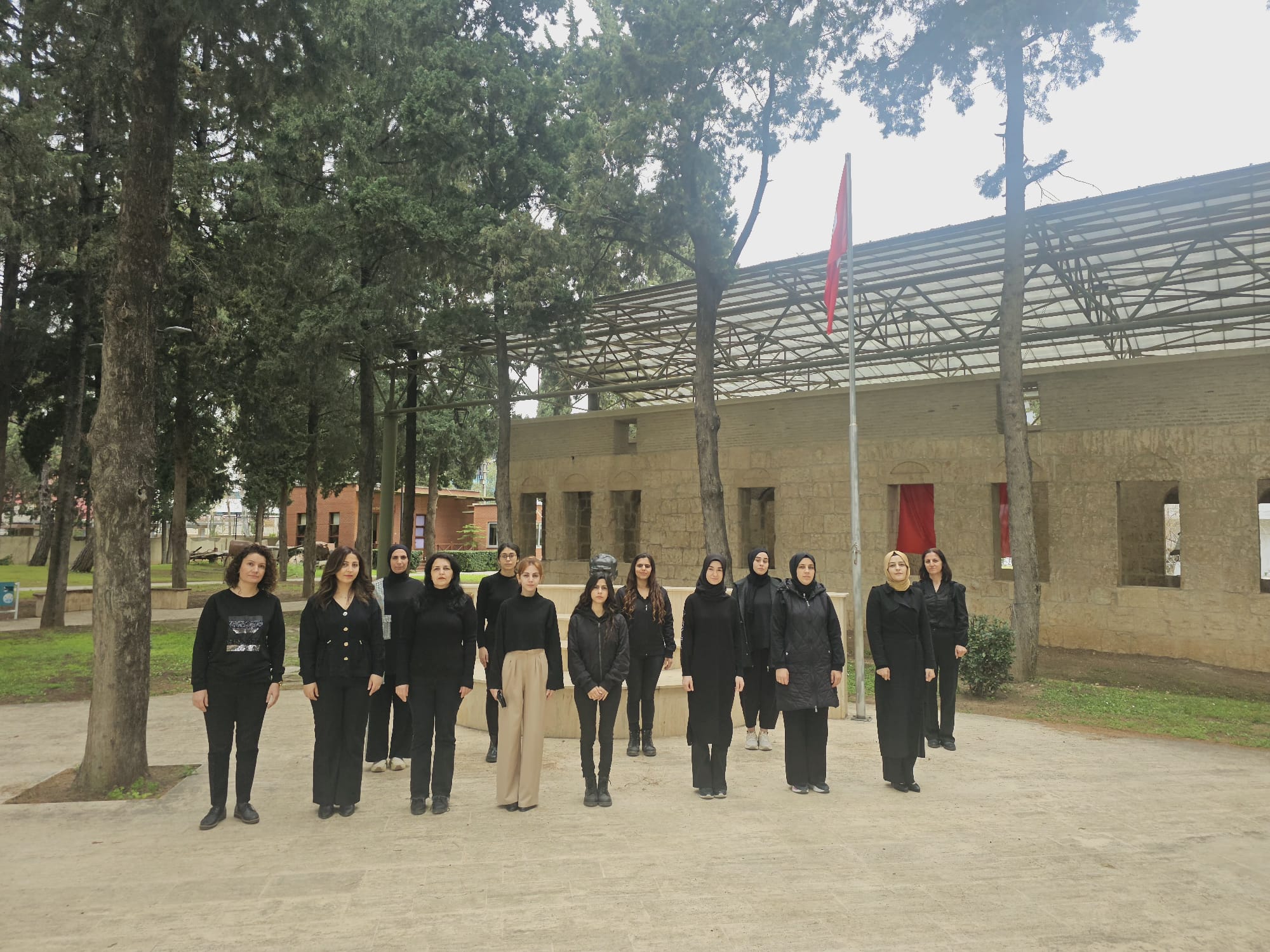  İşaret Dili Kursiyerlerimizle Yeşiloba Şehitliği Müzesi